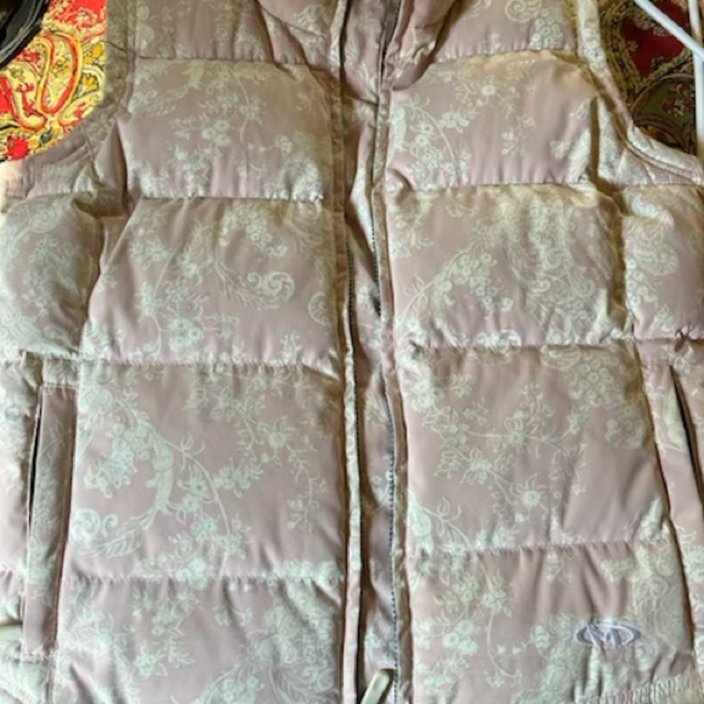 Marker down vest